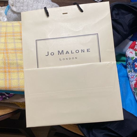 Jo Malone empty box and small perfume box and 2 paper bags - Picture 3 of 3